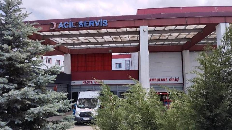 Silahını temizlerken kendini vuran polis hayatını kaybetti