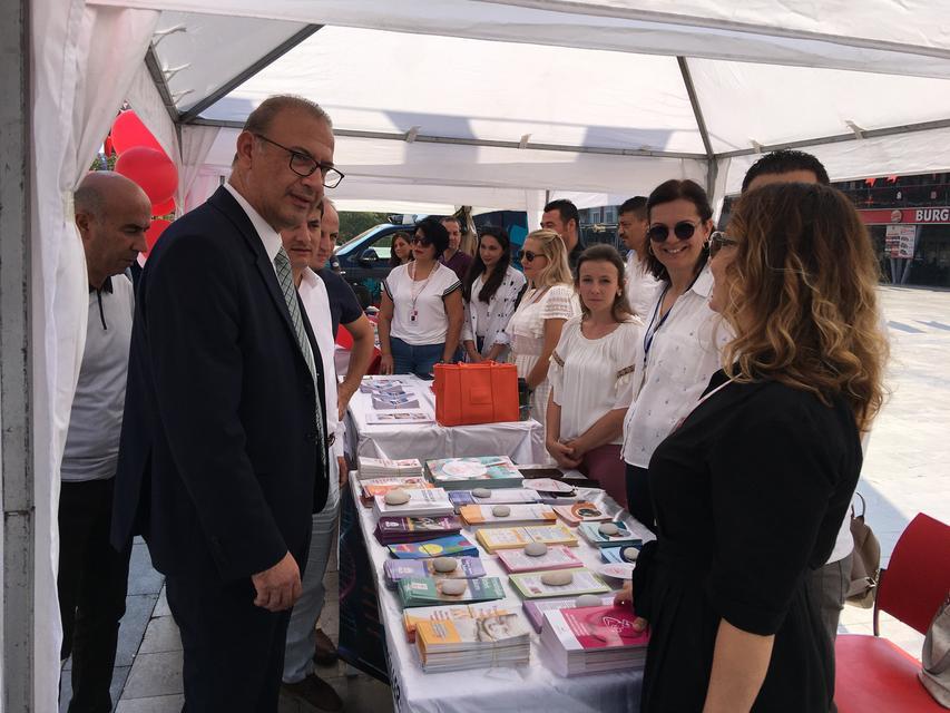 HALK SAĞLIĞI HAFTASI'NDA VATANDAŞLAR BİLGİLENDİRİLDİ