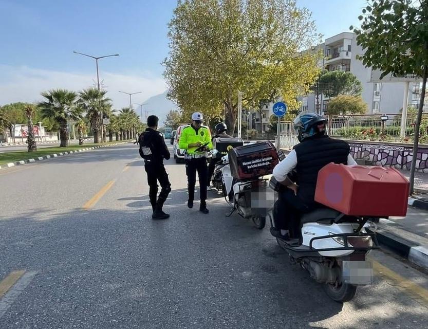 MANİSA'DA MOTOSİKLET VE SCOOTER SÜRÜCÜLERİNE TRAFİĞE ÇIKMA YASAĞI