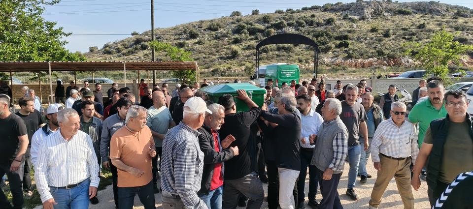 Denizde cansız bedenleri bulundu