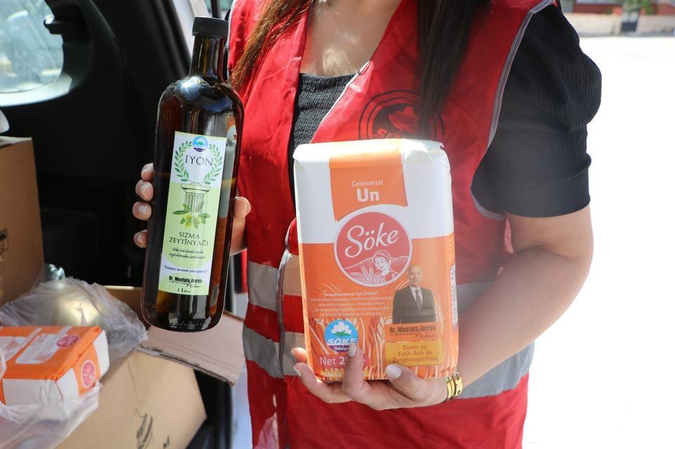 Yardım mı, reklam mı? Söke Belediyesi’nin gıda paketleri tartışma yarattı
