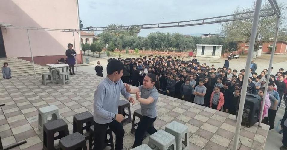 Yenipazar’da akran arabuluculuğu ile uzlaşı kültürü güçleniyor