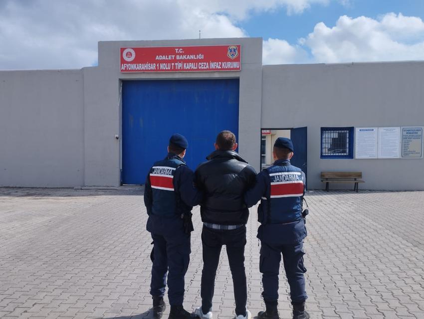 5 yıl hapis cezasıyla aranan şahıs yakalandı
