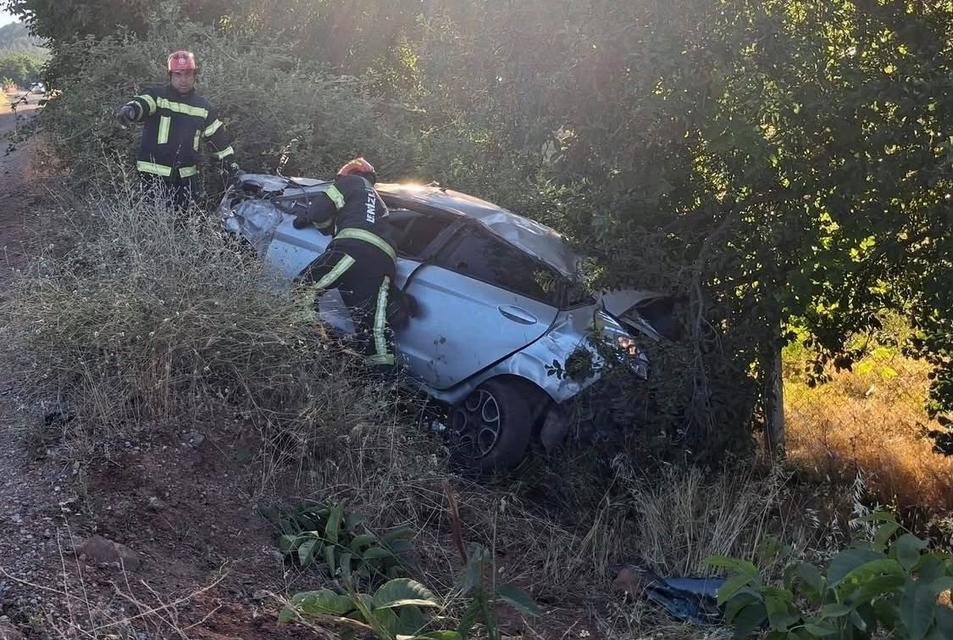 Şarampole devrilen otomobilin sürücü hayatını kaybetti