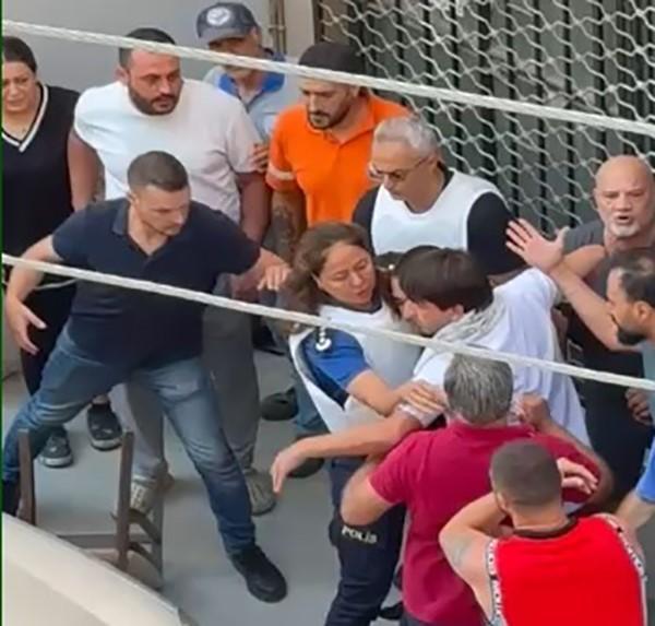İzmir'deki saldırı sonrası linç girişimi