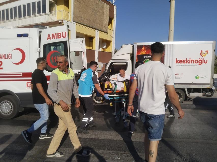 Aydın'da motosiklet sürücüsü metrelerce sürüklendi