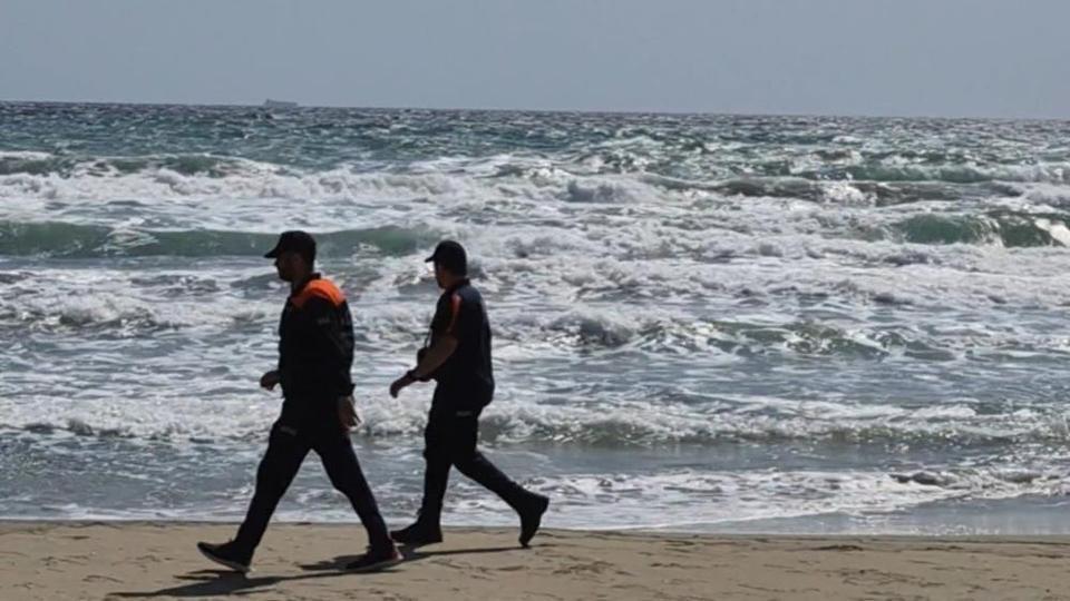 Denizde kaybolan genci arama çalışmaları sürüyor
