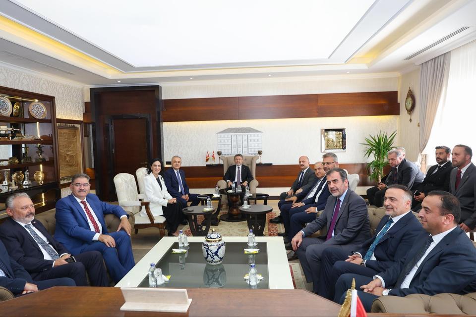 Bakan Yumaklı'nın ikinci durağı Aydın Valiliği oldu