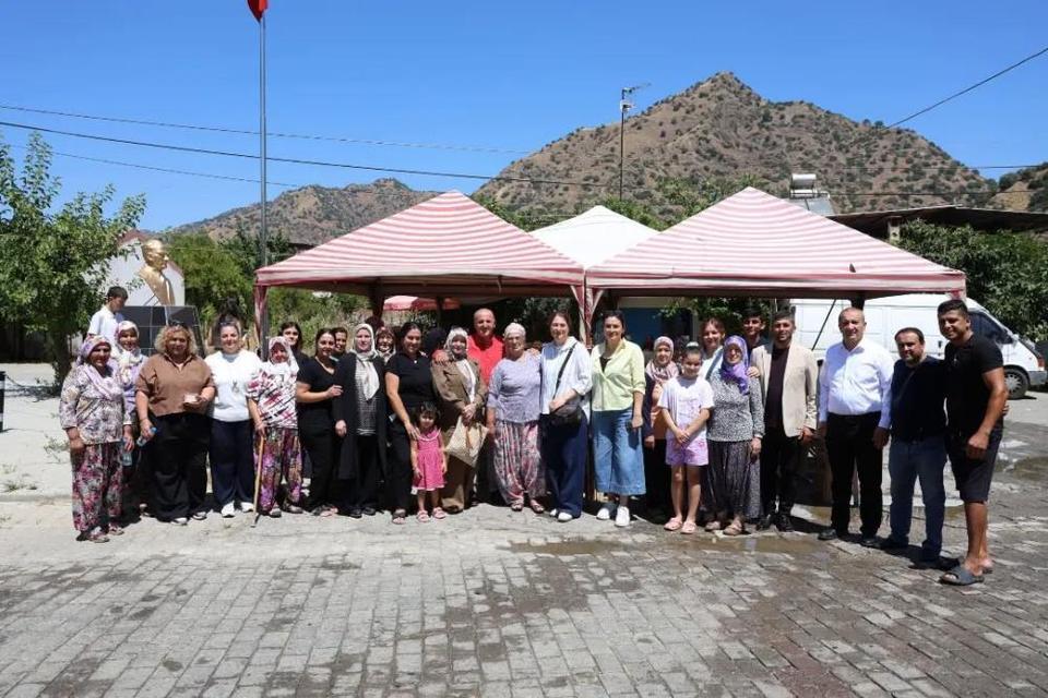 Başkan Kaya, Dereağzı Mahallesi'nde aşure hayrına katıldı