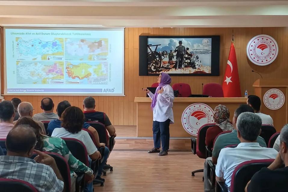 Aydın’da tarım personeline afet ve yangın eğitimi