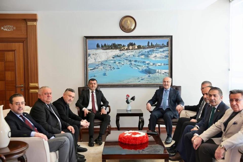 Denizli Valisi Yavuz Selim Köşger göreve başladı