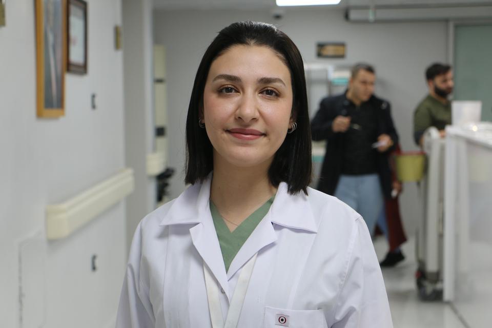 GÜNEYDOĞU BÖLGESİNİN TEK KADIN ÜROLOJİ DOKTORU