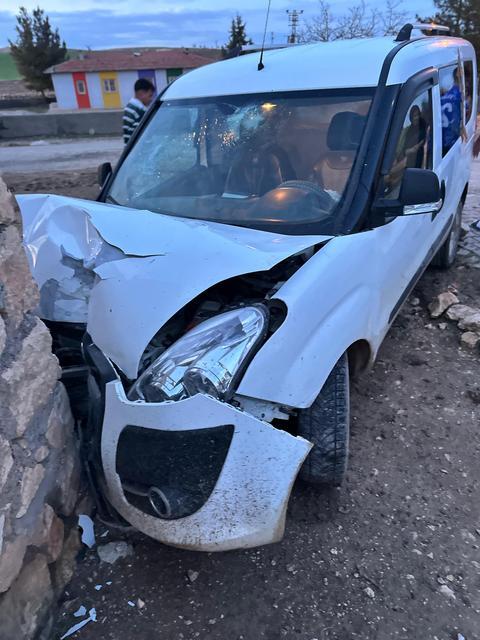 Kaza yapan yakınları ziyaret kazayla bitti