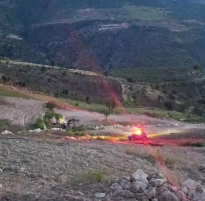 Babasının kullandığı kepçenin altında kalan minik çocuk hayatını kaybetti