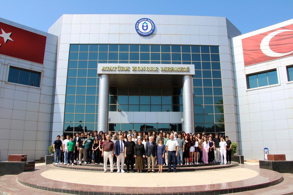 ADÜ Geleceğin hekimlerine ilk ders