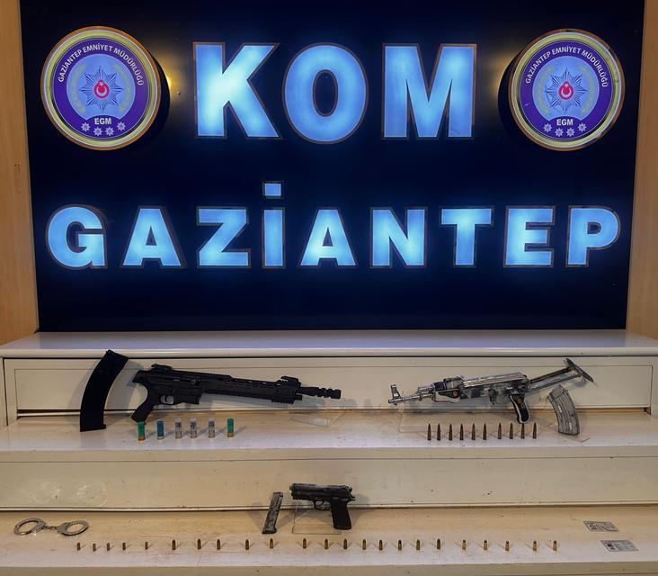 GAZİANTEP'TE İŞ YERİ KURŞUNLAYAN 3 ŞÜPHELİ TUTUKLANDI