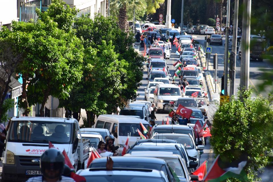 AYDIN'DA GAZZE İÇİN KONVOY DÜZENLENDİ