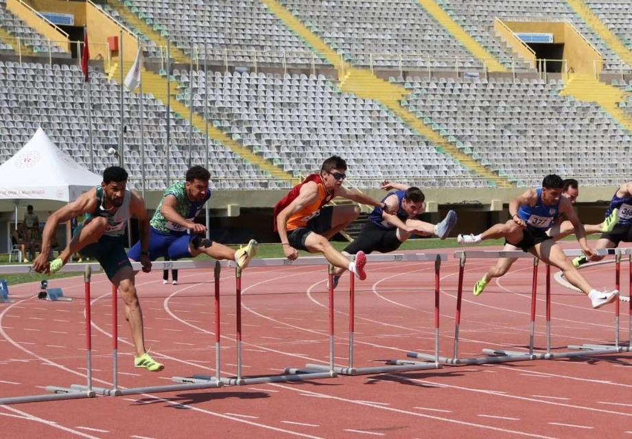 Aydınlı sporcu 110 metre engellide Türkiye rekoru kırdı