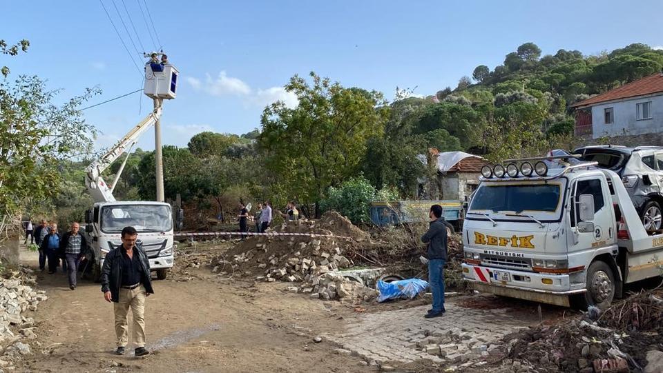 AFAD BAŞKANI MEMİŞ, SELİN VURDUĞU BÖLGEDE İNCELEMELERDE BULUNDU