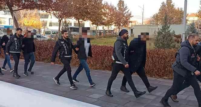 Fuhuş ve uyuşturucu soruşturmasında düğmeye basıldı! 11 gözaltı