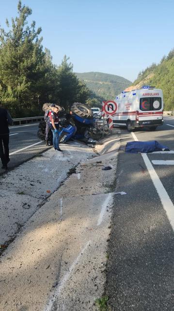 TRAKTÖR DEVRİLDİ, SÜRÜCÜ HAYATINI KAYBETTİ