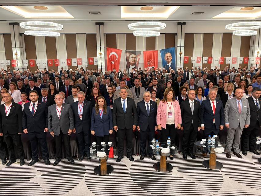 CHP kongresinin basına kapatılması kararına tepki