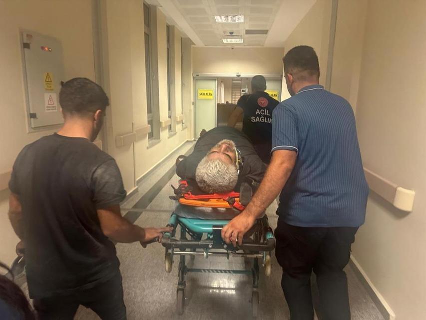 Araç bakım kanalına düşerek yaralandı
