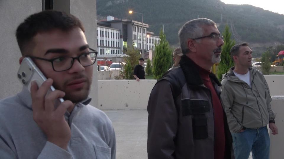 AMASYA'DA BİNAYA GİREN YABAN DOMUZU POLİS OPERASYONUYLA ETKİSİZ HALE GETİRİLDİ