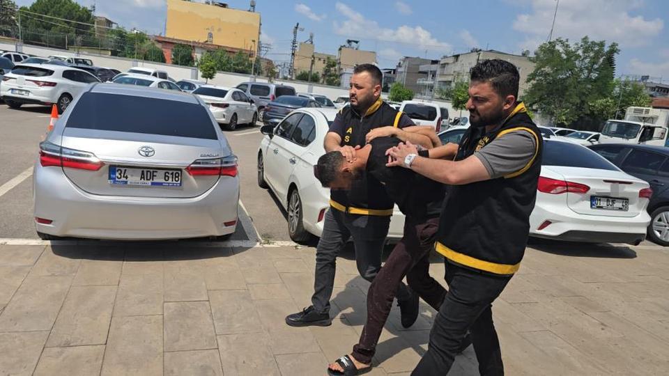 Çarşaf giyip eve girdiler! 40 dakikada servetle kayıplara karıştılar