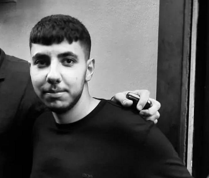 KULLANDIĞI ARAÇLA FABRİKANIN DUVARINA ÇARPAN GENÇ HAYATINI KAYBETTİ