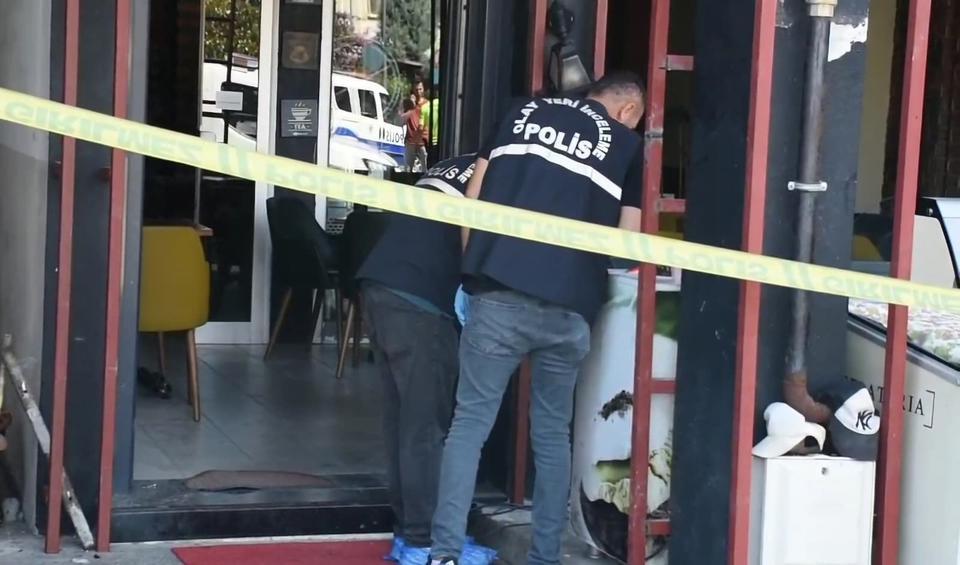 Elektrik akımına kapılan usta merdivenden düşerek hayatını kaybetti