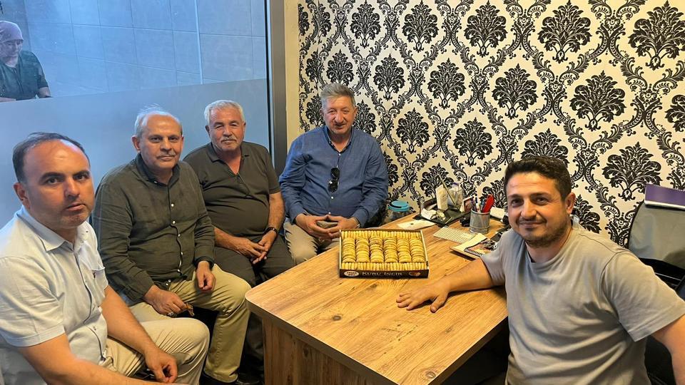 Başkan Arslan işletmeleri tek tek ziyaret etti