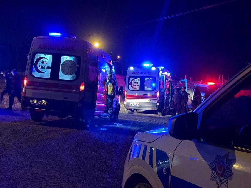 Kayseri'de ağabey-kardeş arası bıçaklı kavga: 2 yaralı