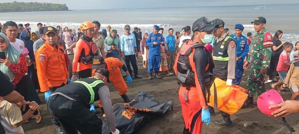 Bali feribotu battı: 4 ölü, 31 kayıp