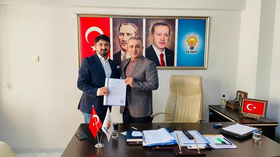 AK Parti’den Nazilli Belediye Başkanlığı Aday Adaylığı için ilk başvuruyu, iş insanı Taner Sayın yaptı.