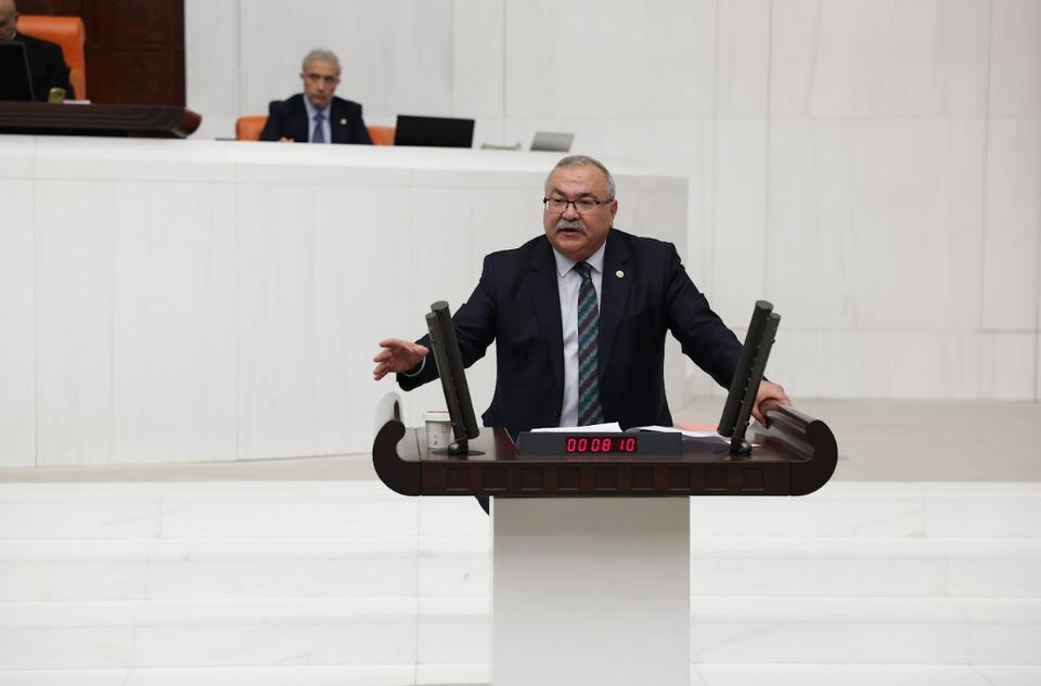 Söke Atatürk Parkı için kritik soru: CHP’li Bülbül Bakan Kurum’a seslendi