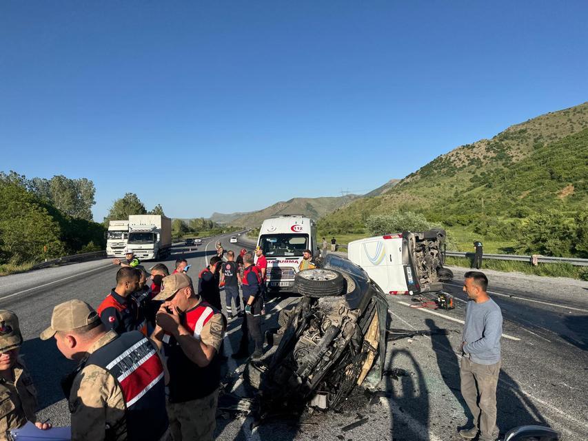 Feci kazada 2 kişi öldü, 2 yaralı