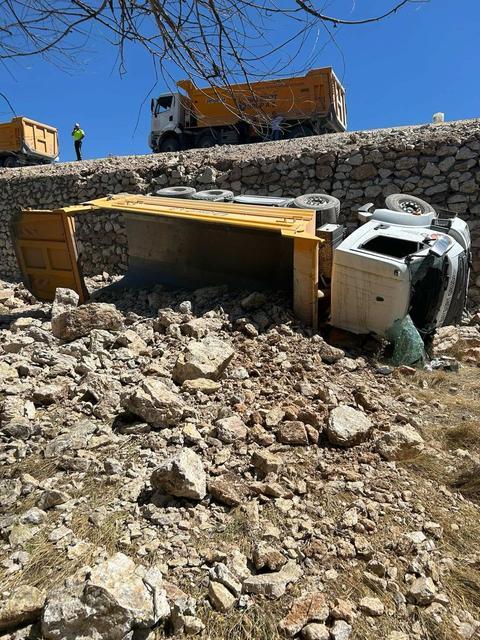 Yol yapımı çalışmasında trafik kazası: 1 ölü