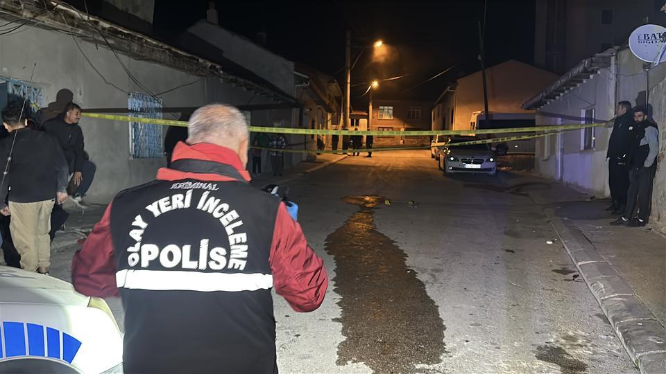 UŞAK'TA PANELVAN ARACIN ÇARPTIĞI 4 YAŞINDAKİ ÇOCUK HAYATINI KAYBETTİ
