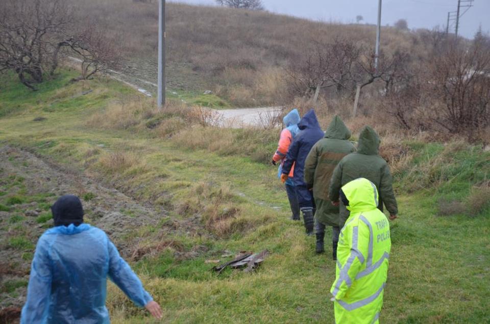 Kayıp kadın için seferber oldular: 60 kişilik ekip, köpekler ve kameralar devrede