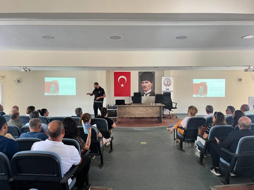 Söke’de okul yöneticilerine narkotik farkındalık eğitimi verildi