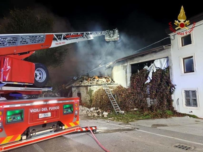 Güvenlik güçlerinin baskını sırasında patlama: 3 ölü, 15 yaralı