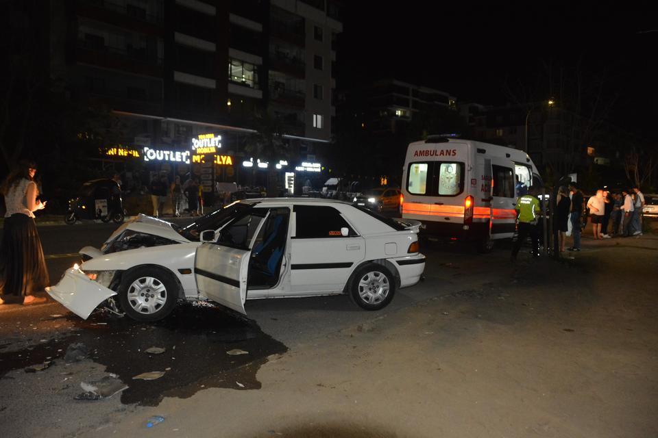Zincirleme kazada 4 kişi yaralandı