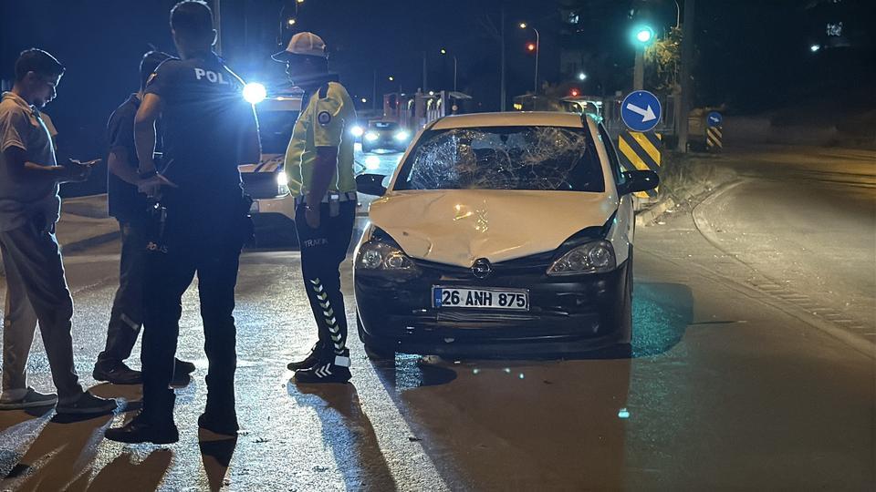 Ehliyetsiz sürücü kazaya karıştı