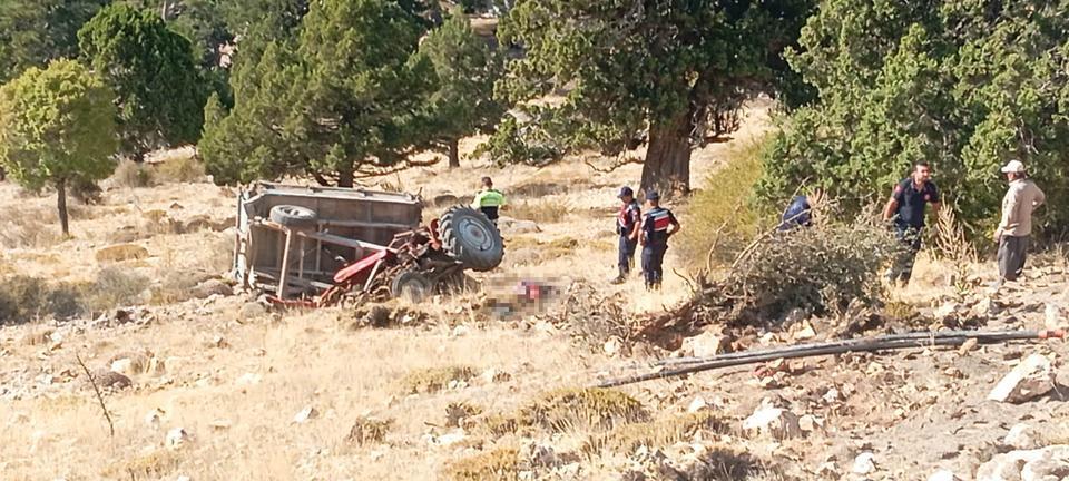 Traktör yine can aldı; Mersin'de traktörler çarpıştı: 1 ölü, 2 yaralı