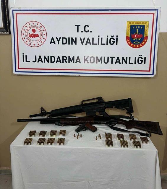 Aydın'da ruhsatsız silah operasyonu: 4 şüpheli yakalandı