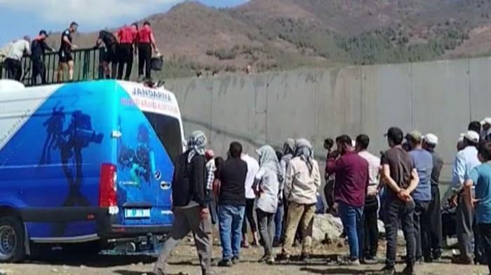 Hasat sırasında facia: 8 yaşındaki çocuk sulama kanalında can verdi
