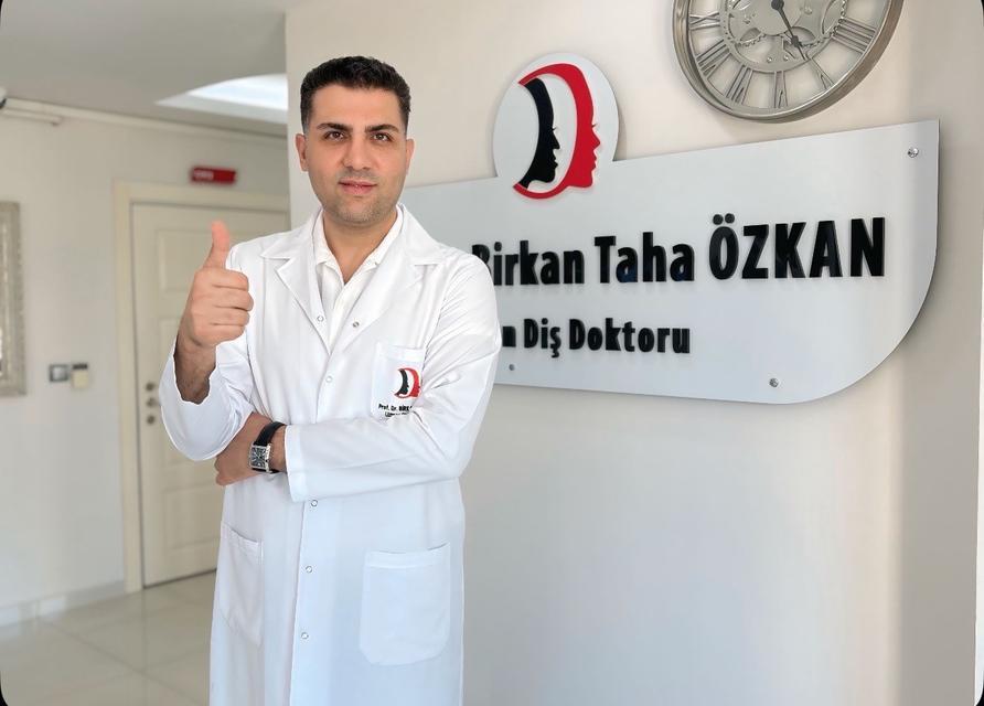 PROF. DR. ÖZKAN: "ELEKTRONİK SİGARA DİŞ KAYBINI TETİKLİYOR"