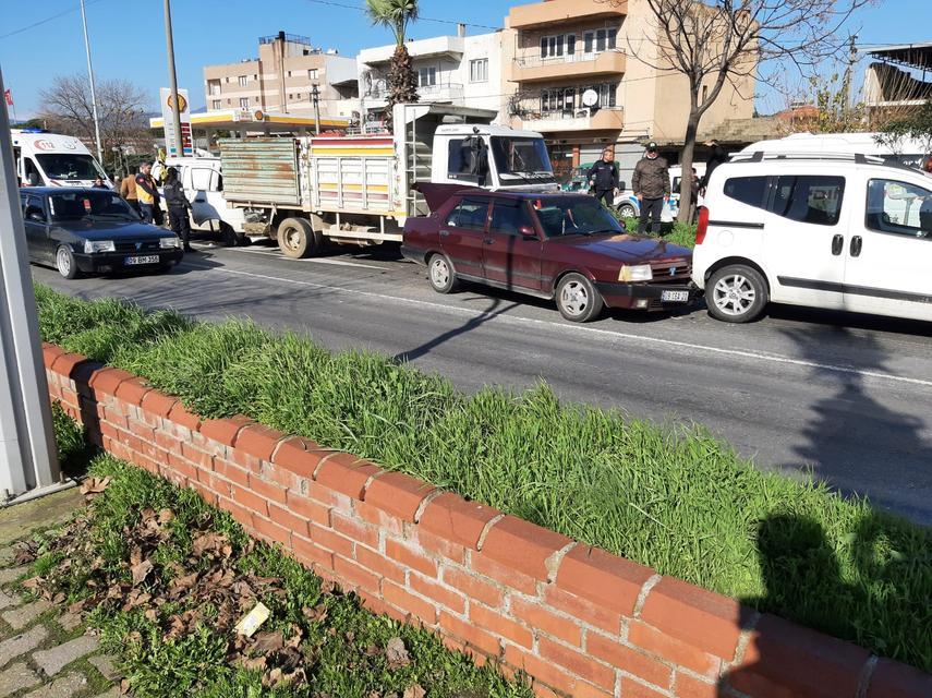 KÖŞK'TE ZİNCİRKLEME KAZA: 2 YARALI