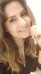 >Derya Demir